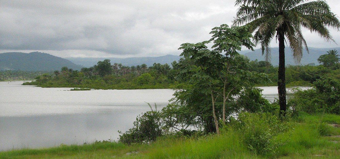 Circuit autour du lac Samaya - Photo : © Fouta Trekking Aventure