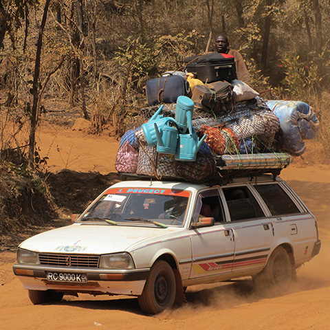 Taxi brousse - &copy; Fouta Trekking Aventure